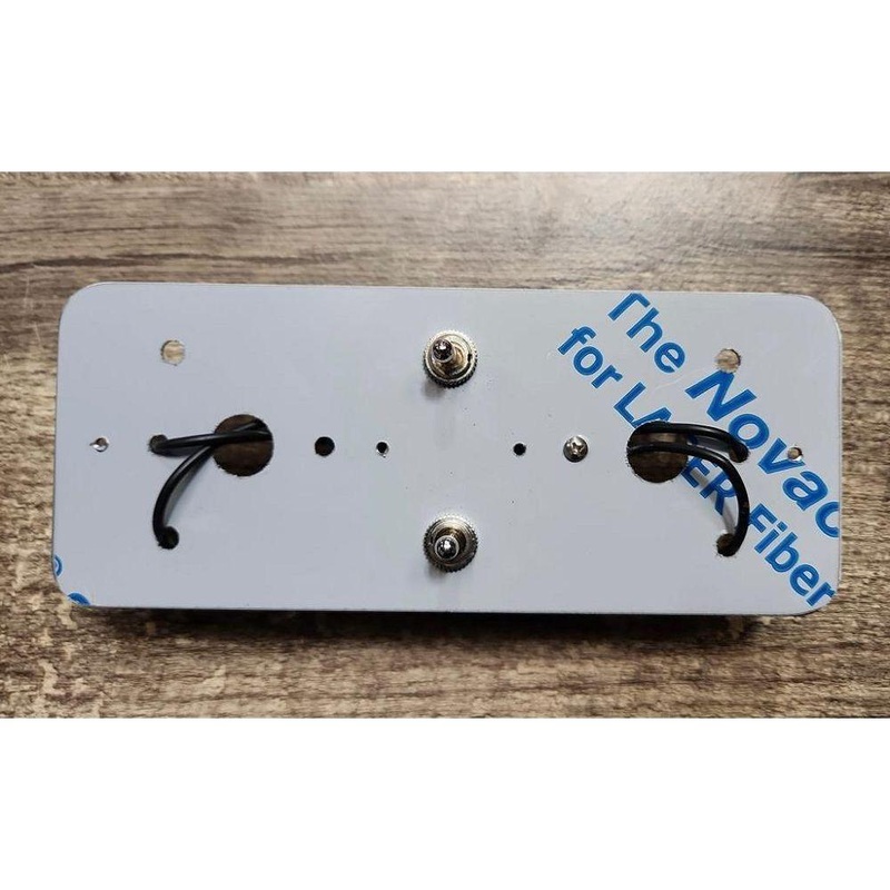 Peterbilt 379/378 (2005 & Older) – 386/387 (2010 & Older) Light Holes Toggle Holes #1027 (sold by each)