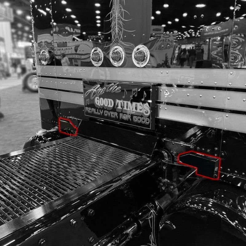 Peterbilt 589 Air Bag Cover