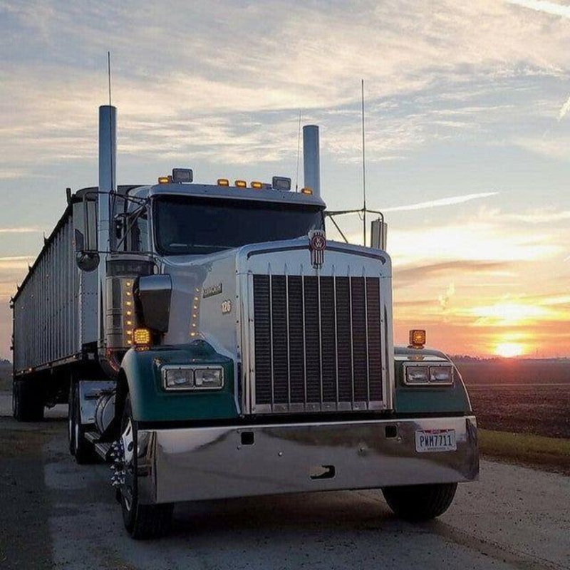 S42-30D-22-1123 22, Mitered, Standard Mount, Step & Tow Holes