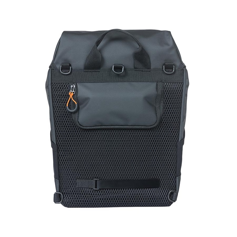 Miles Backpack 17L Black/Orange