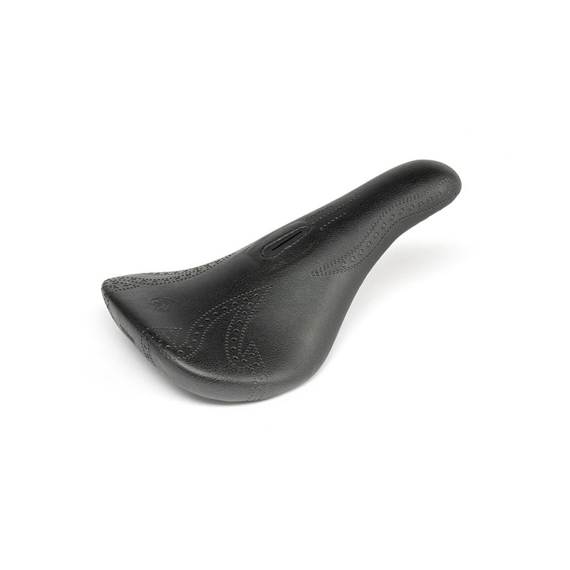 Exile X Tyson Pivotal Saddle Black 275g